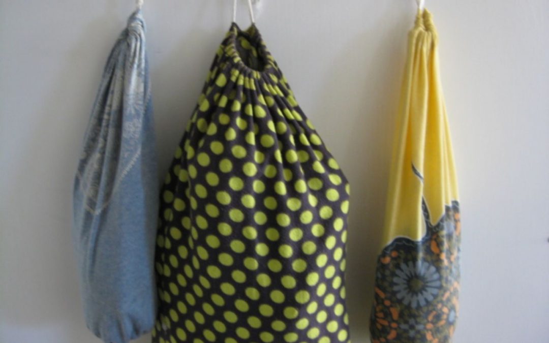 Storage tubes for reusing and recycling made from old clothes